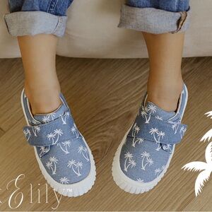 Jack&Lily canvas sneakers Blue Palm Tree pattern NWOT size 12 little kid